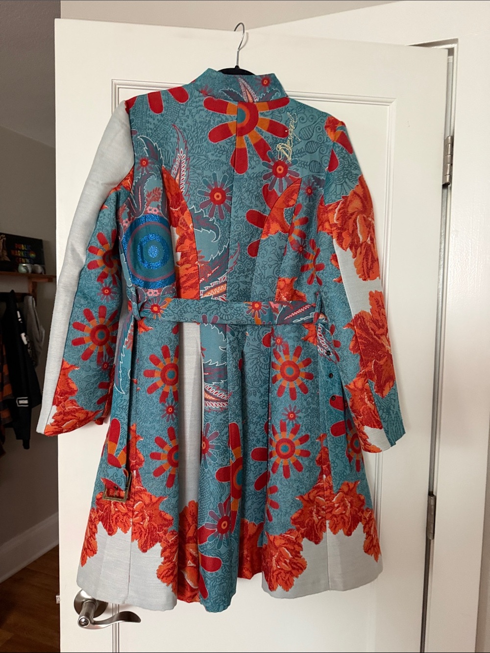 Desigual Light Gray Coat with Bold Red Floral & Teal Panels - Picture 4 of 5